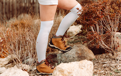 How Compression Socks Help with Varicose Veins